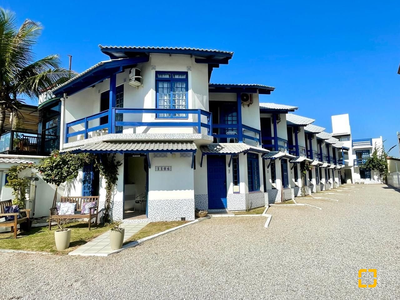 Hotel com 642m², 13 quartos (sendo 13 suítes), 11 garagens, no bairro Ingleses em Florianópolis