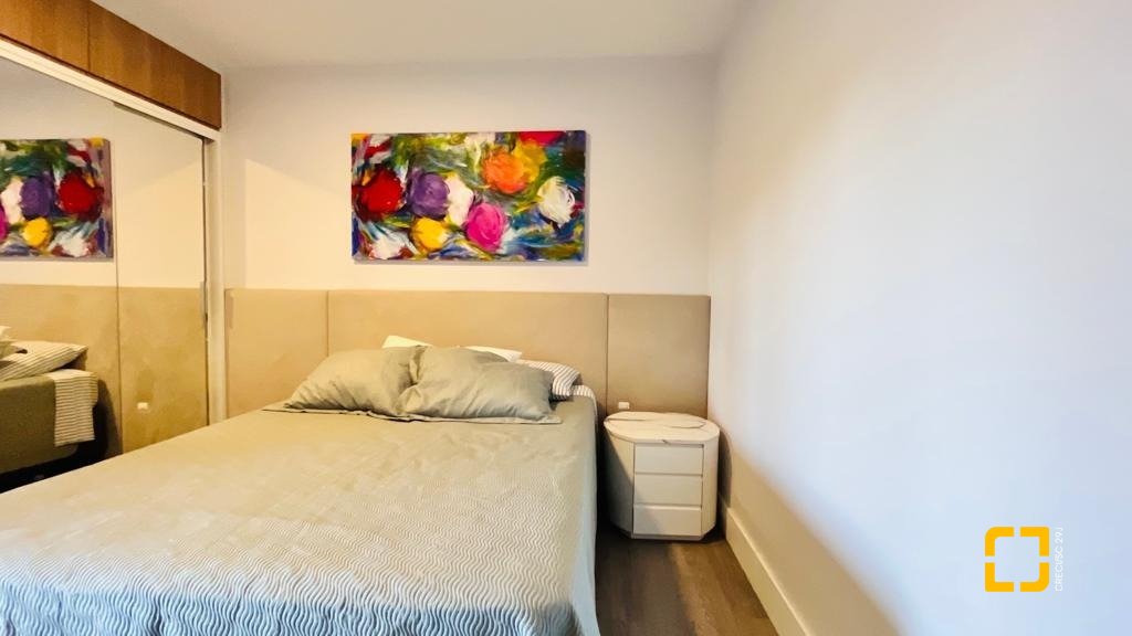 Casa com 285m², 4 quartos (sendo 2 suítes), 2 garagens, no bairro Trindade em Florianópolis
