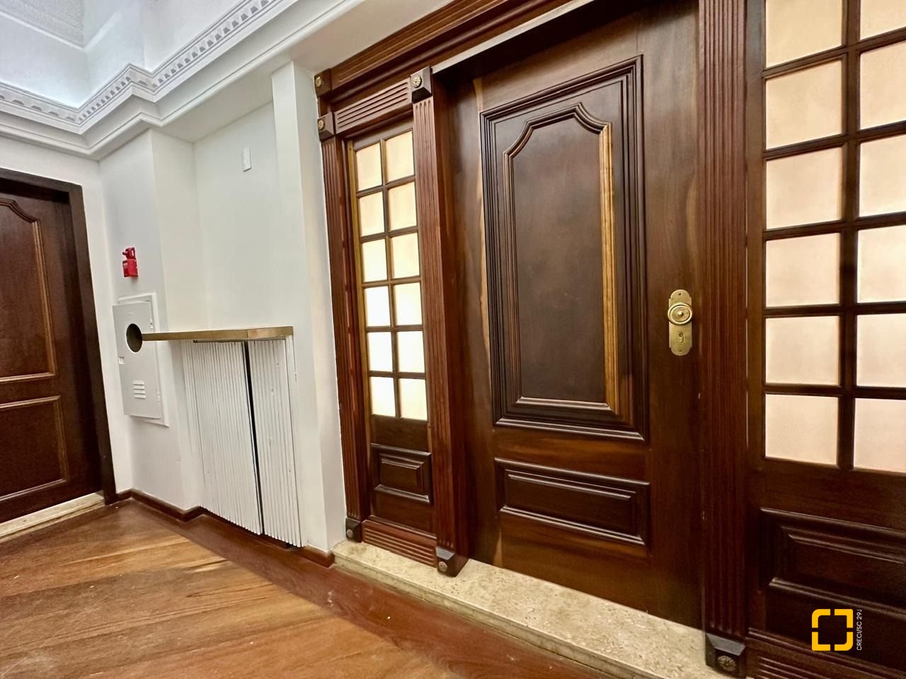 Cobertura com 483m², 4 quartos (sendo 2 suítes), 2 garagens, no bairro Centro em Florianópolis