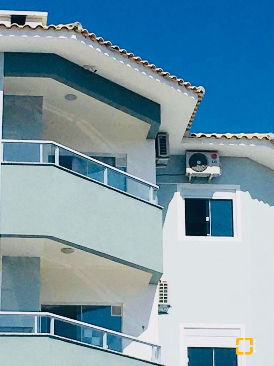 Apartamento com 49m², 1 quarto, 1 garagem, no bairro Ingleses em Florianópolis