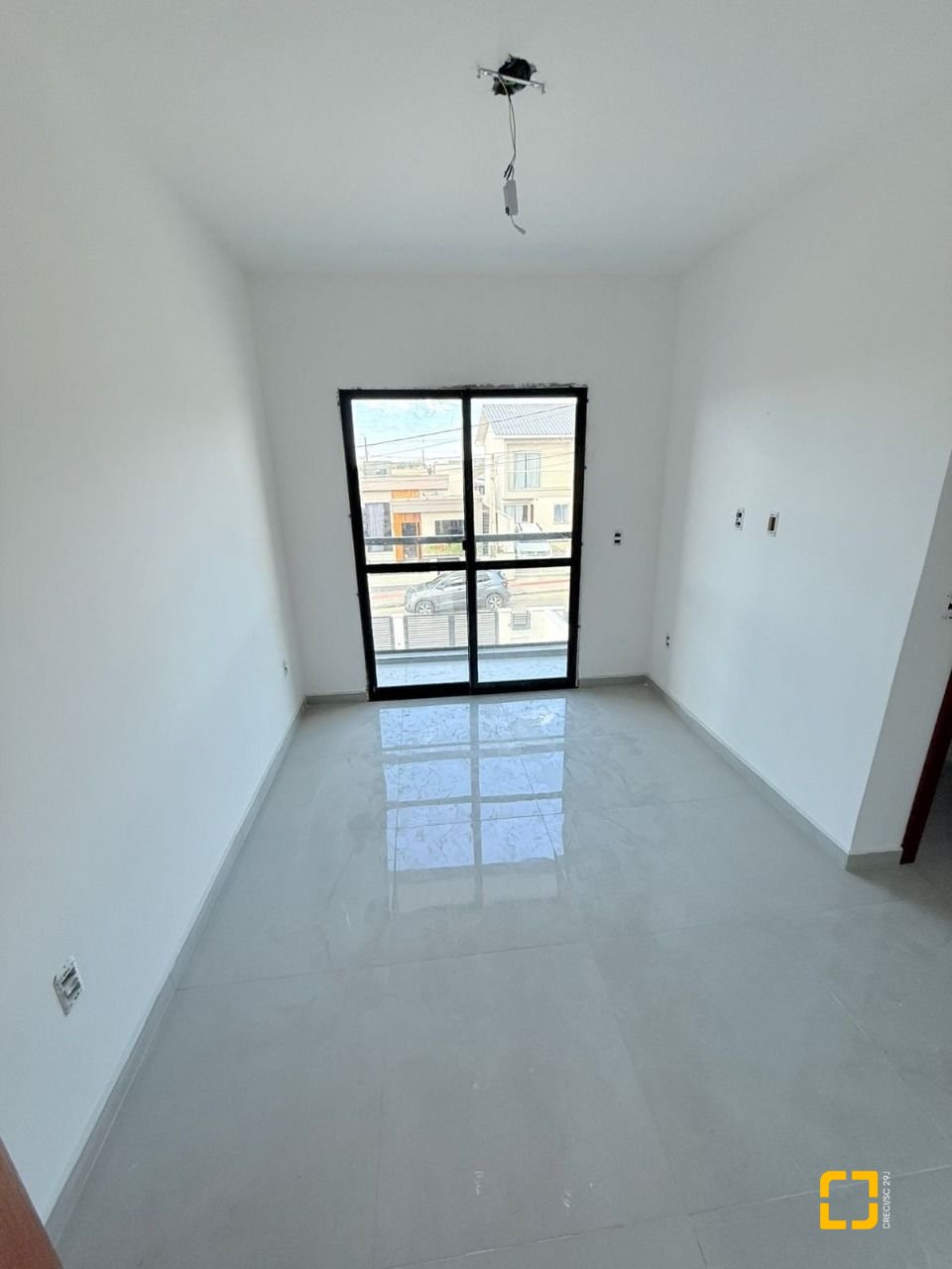 Casa com 84m², 4 quartos (sendo 2 suítes), 2 garagens, no bairro Bela Vista em Palhoça