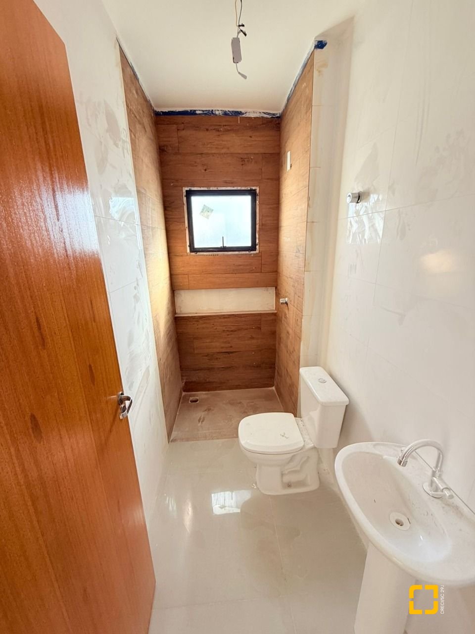 Casa com 84m², 4 quartos (sendo 2 suítes), 2 garagens, no bairro Bela Vista em Palhoça