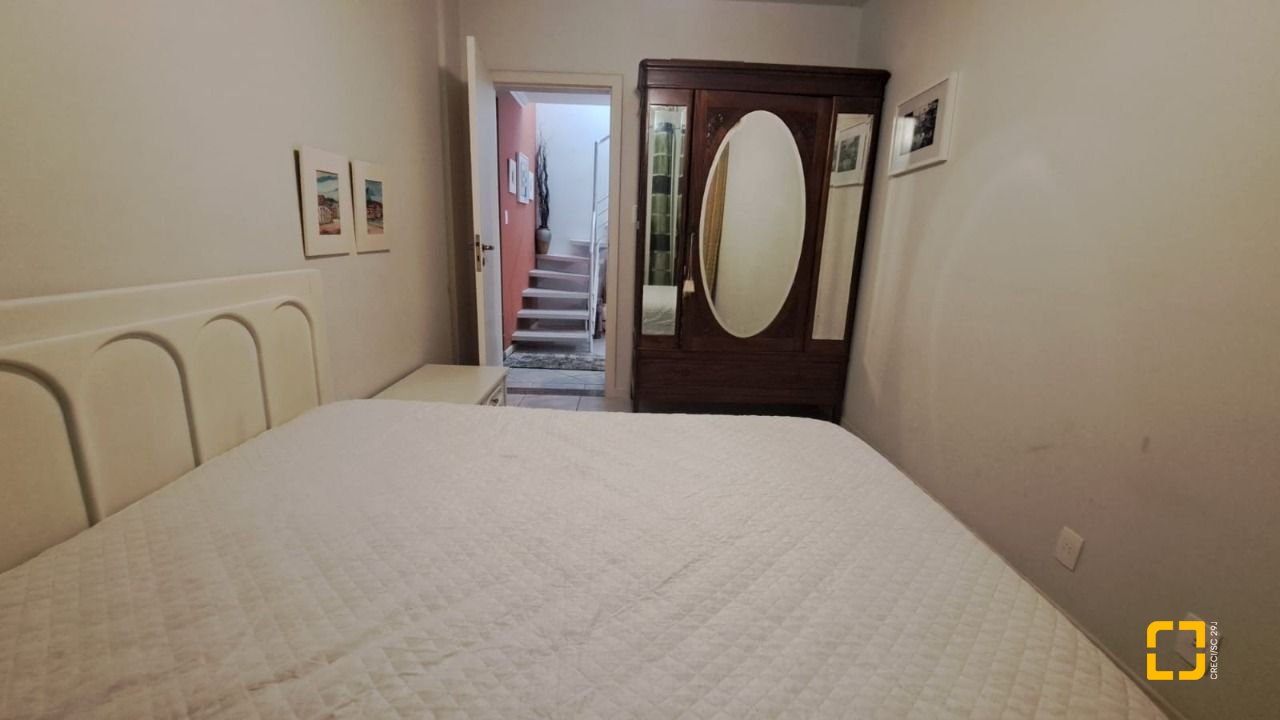 Apartamento com 194m², 4 quartos (sendo 1 suíte), 2 garagens, no bairro Ingleses em Florianópolis