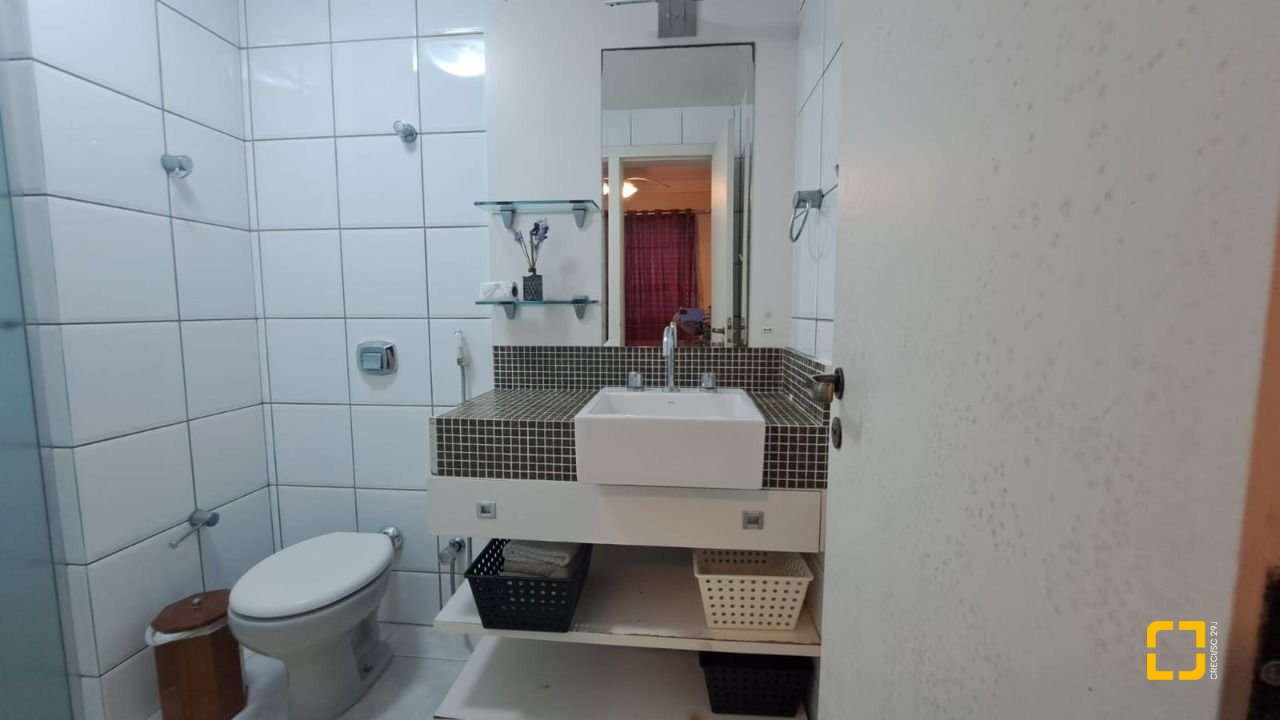 Apartamento com 194m², 4 quartos (sendo 1 suíte), 2 garagens, no bairro Ingleses em Florianópolis