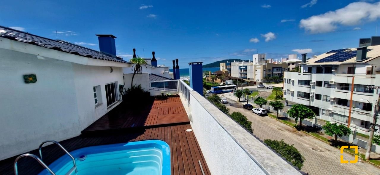 Apartamento com 194m², 4 quartos (sendo 1 suíte), 2 garagens, no bairro Ingleses em Florianópolis