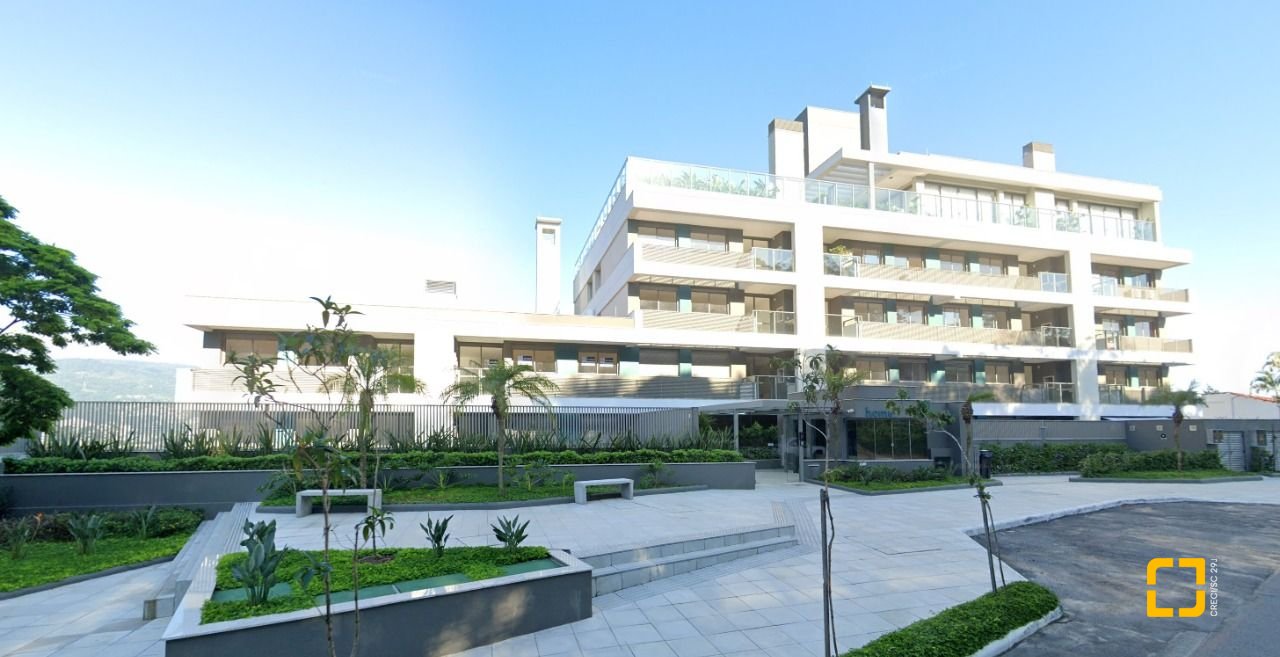 Apartamento com 71m², 2 quartos (sendo 1 suíte), 1 garagem, no bairro Cacupé em Florianópolis