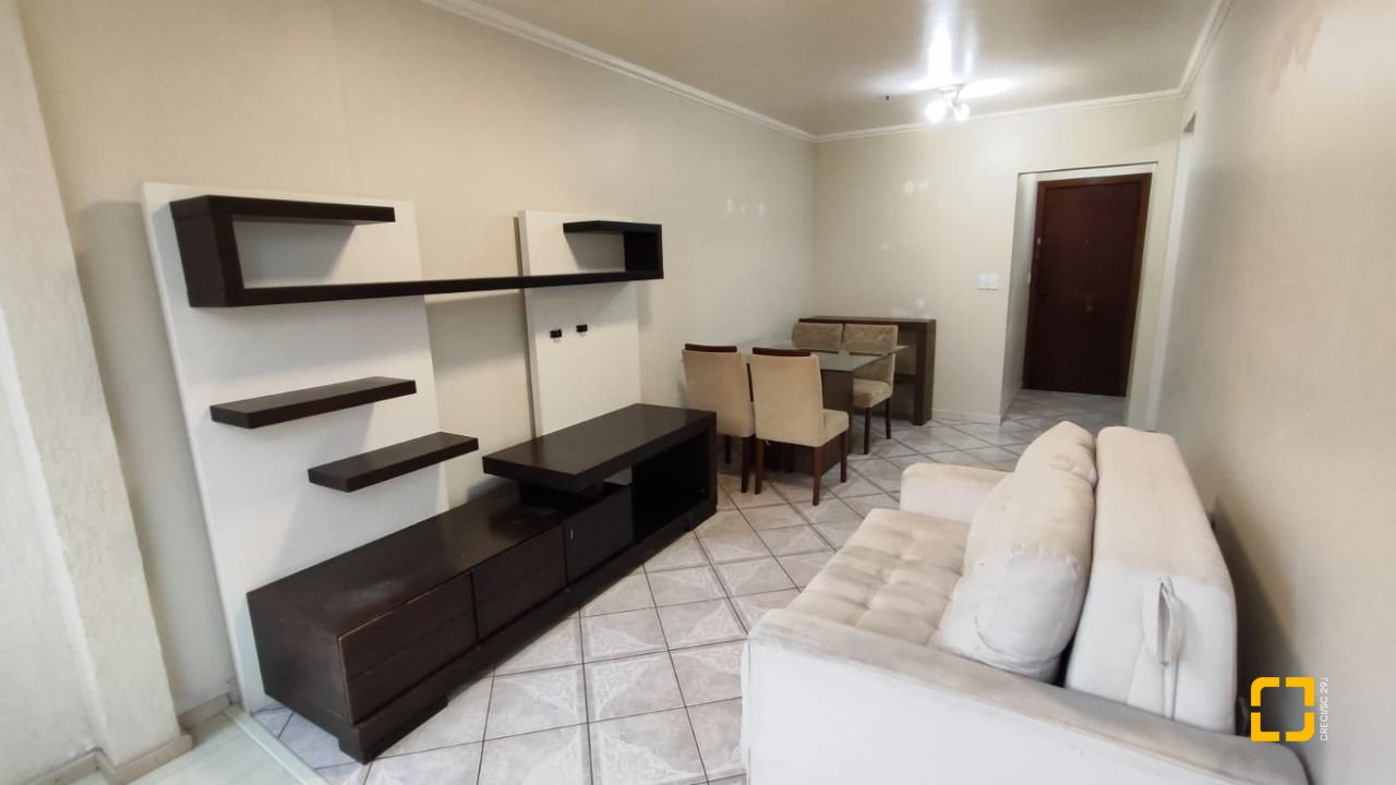Apartamento com 63m², 2 quartos, 1 garagem, no bairro Kobrasol em São José