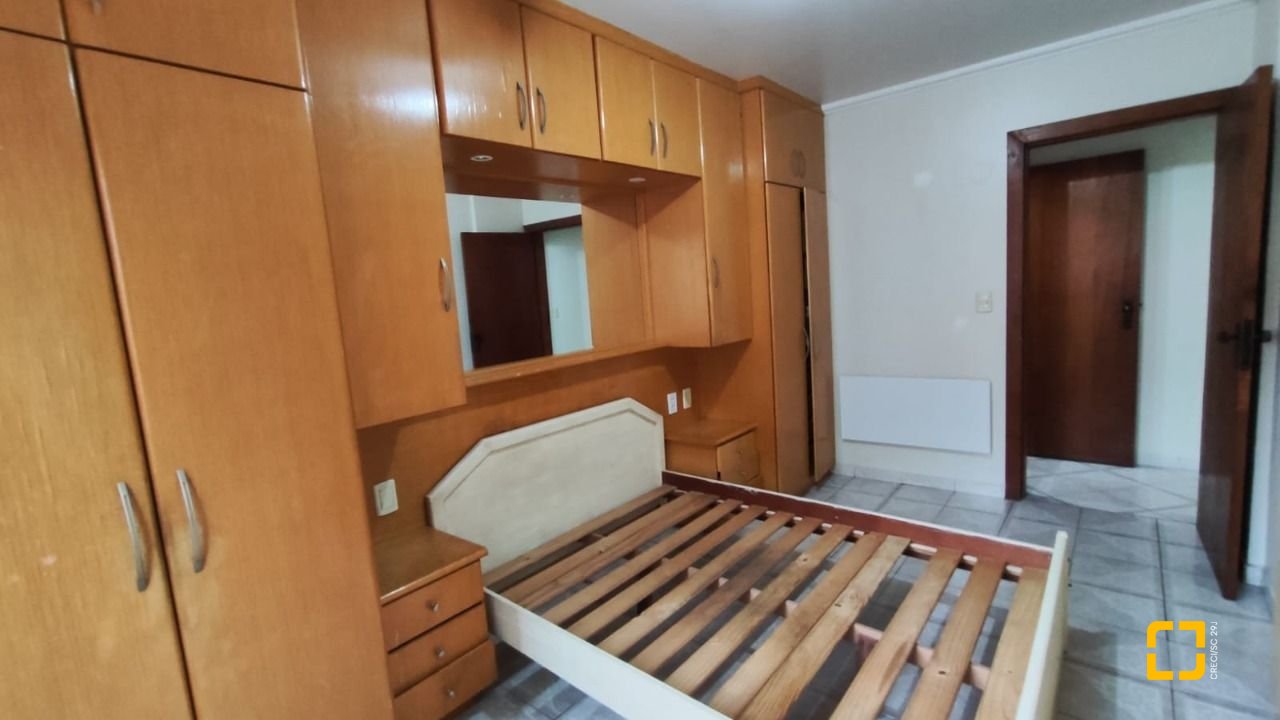 Apartamento com 63m², 2 quartos, 1 garagem, no bairro Kobrasol em São José