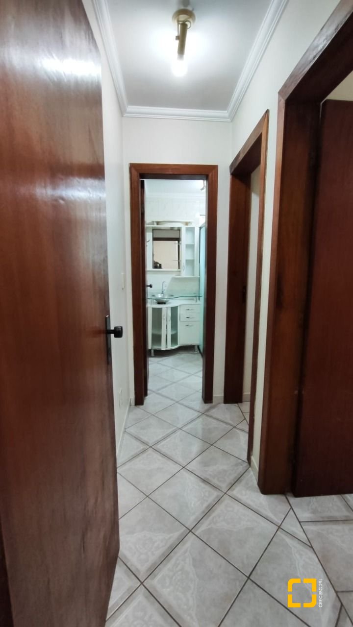 Apartamento com 63m², 2 quartos, 1 garagem, no bairro Kobrasol em São José