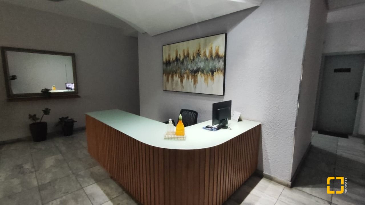 Apartamento com 63m², 2 quartos, 1 garagem, no bairro Kobrasol em São José
