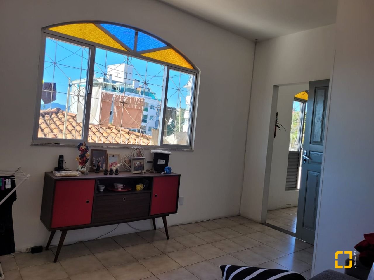 Casa com 398m², 9 quartos (sendo 3 suítes), 4 garagens, no bairro Capoeiras em Florianópolis