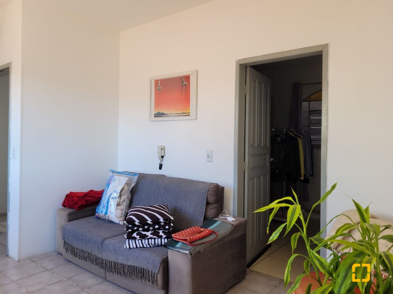 Casa com 398m², 9 quartos (sendo 3 suítes), 4 garagens, no bairro Capoeiras em Florianópolis