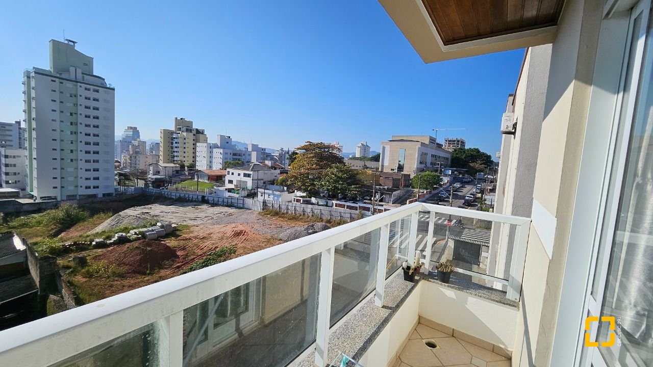 Apartamento com 225m², 2 quartos, 1 garagem, no bairro Estreito em Florianópolis