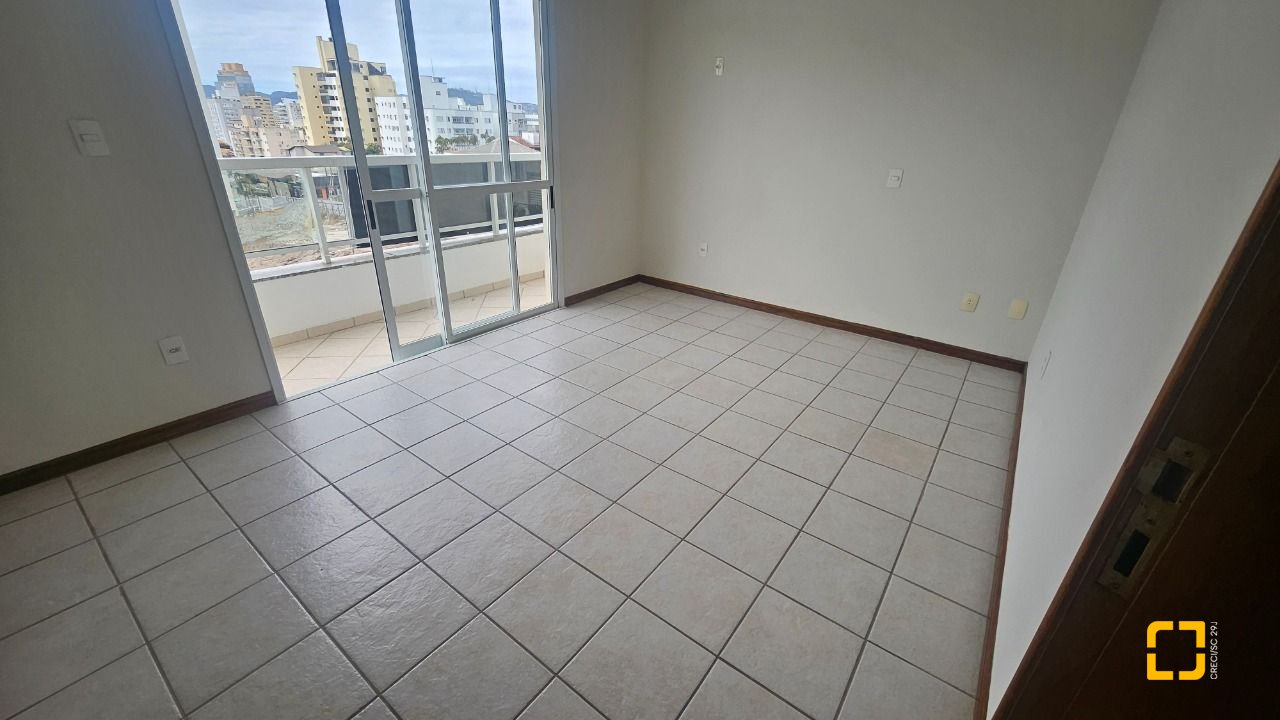 Apartamento com 225m², 2 quartos, 1 garagem, no bairro Estreito em Florianópolis