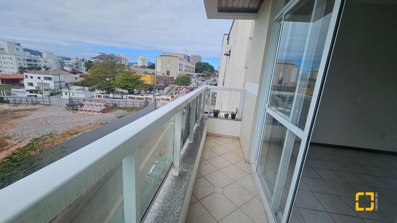 Apartamento com 225m², 2 quartos, 1 garagem, no bairro Estreito em Florianópolis