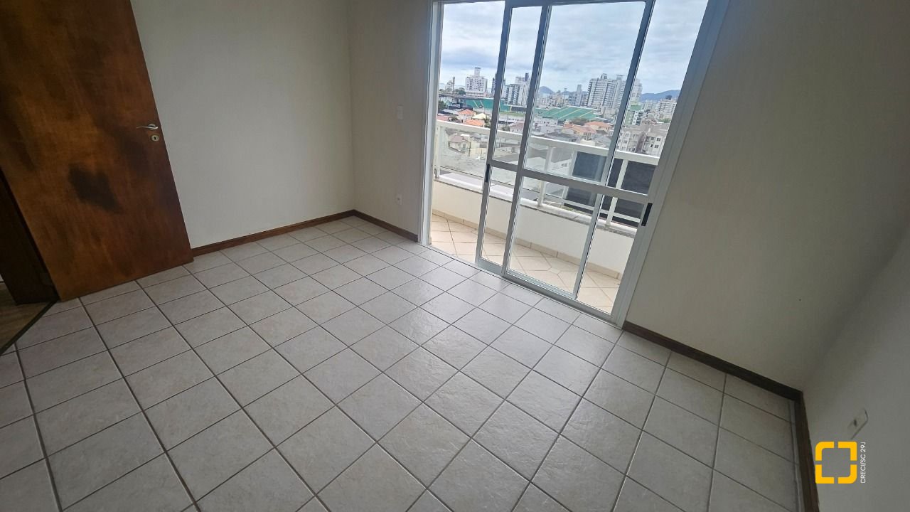 Apartamento com 225m², 2 quartos, 1 garagem, no bairro Estreito em Florianópolis