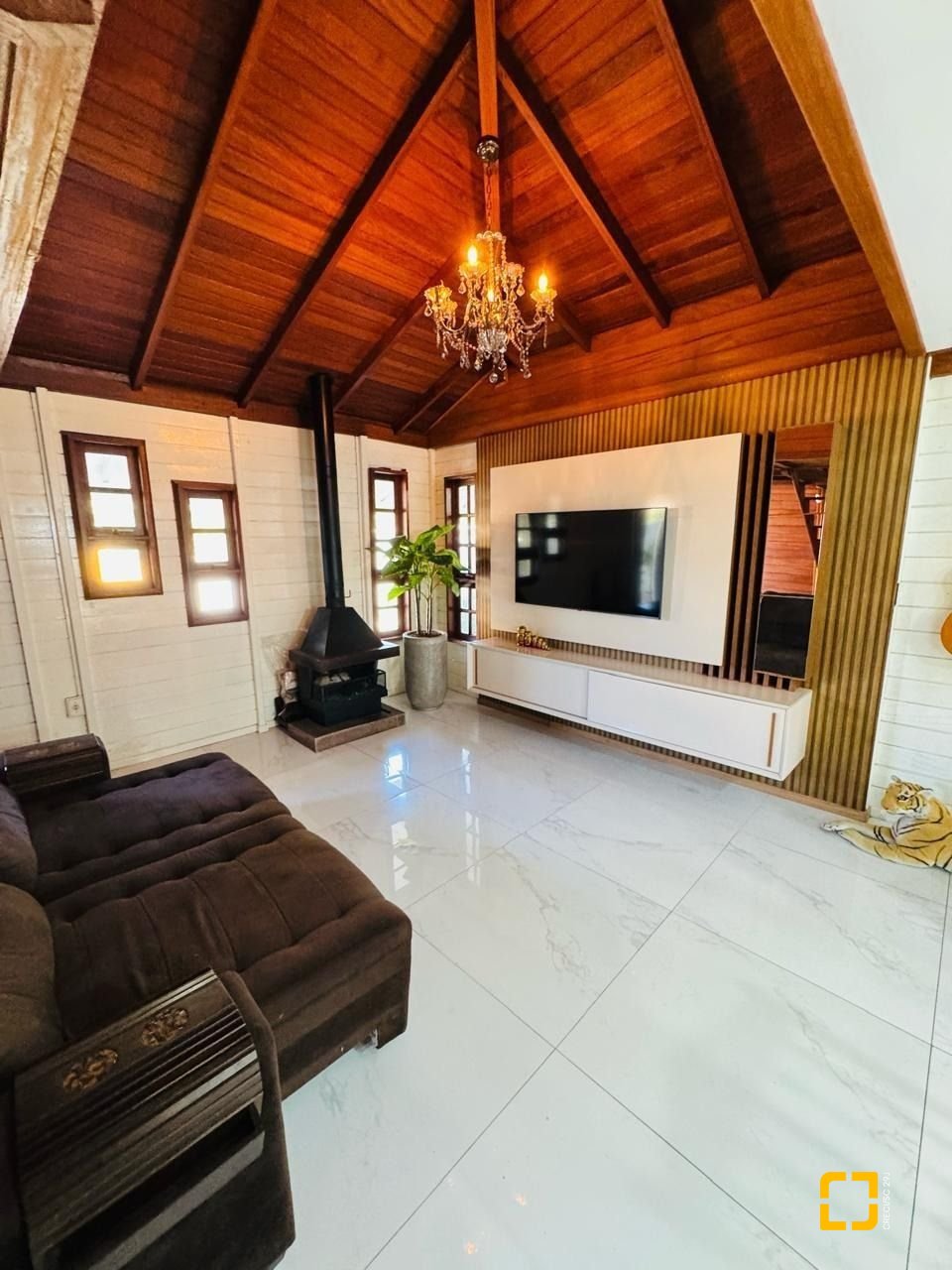 Casa com 130m², 4 quartos (sendo 1 suíte), 1 garagem, no bairro Ingleses em Florianópolis