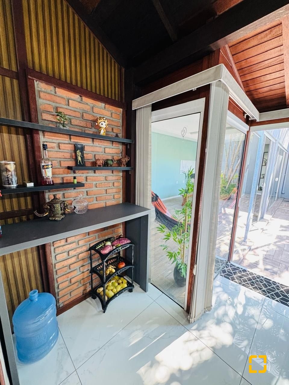 Casa com 130m², 4 quartos (sendo 1 suíte), 1 garagem, no bairro Ingleses em Florianópolis