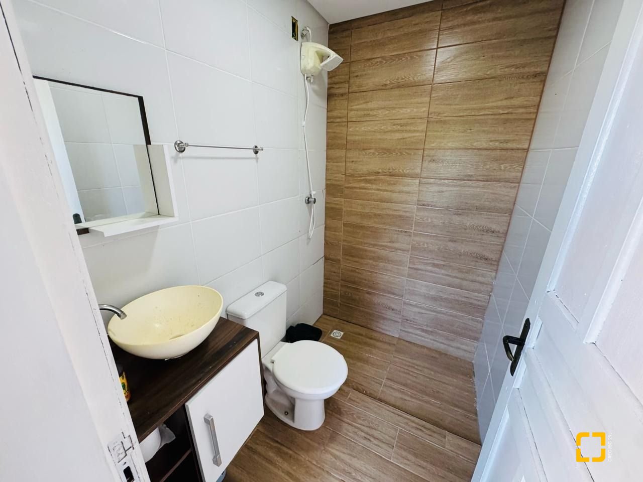 Casa com 130m², 4 quartos (sendo 1 suíte), 1 garagem, no bairro Ingleses em Florianópolis