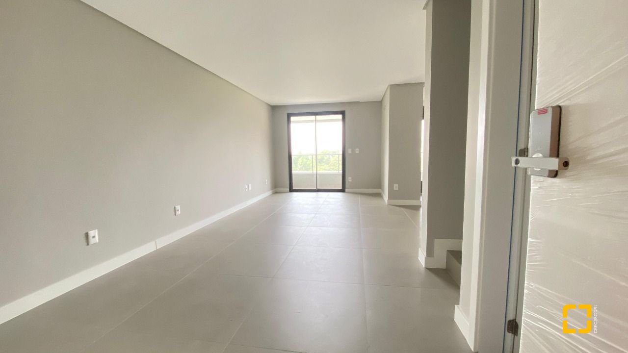 Apartamento com 90m², 3 quartos (sendo 1 suíte), 1 garagem, no bairro Ingleses em Florianópolis