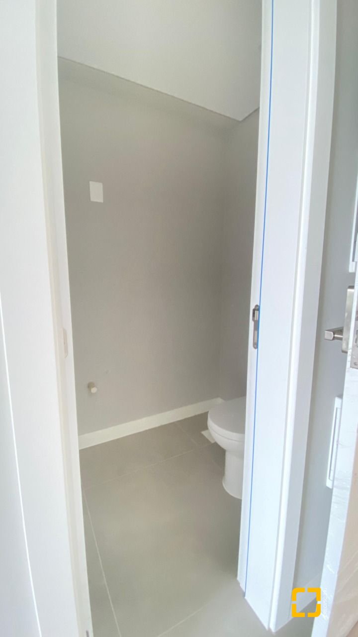 Apartamento com 90m², 3 quartos (sendo 1 suíte), 1 garagem, no bairro Ingleses em Florianópolis