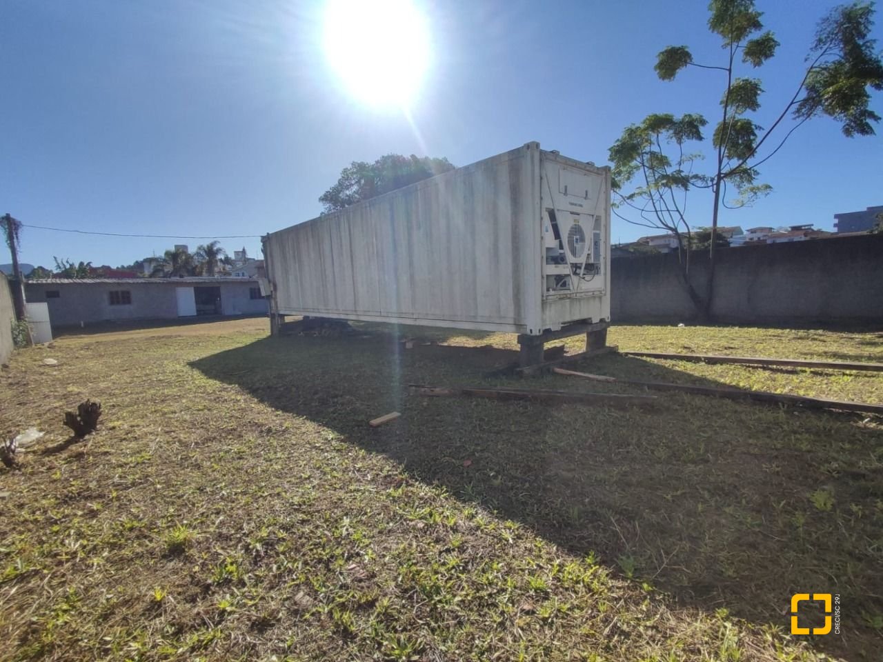 Terreno com 724m², no bairro Fazenda Santo Antônio em São José