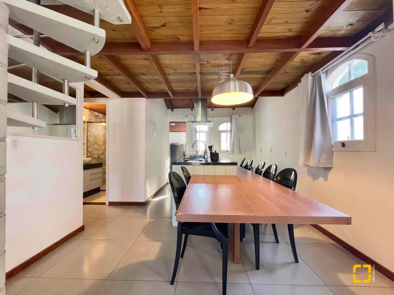 Casa de Condomínio com 63m², 2 quartos (sendo 1 suíte), 1 garagem, no bairro Cachoeira do Bom Jesus em Florianópolis