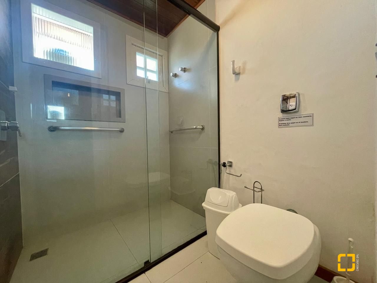 Casa de Condomínio com 63m², 2 quartos (sendo 1 suíte), 1 garagem, no bairro Cachoeira do Bom Jesus em Florianópolis