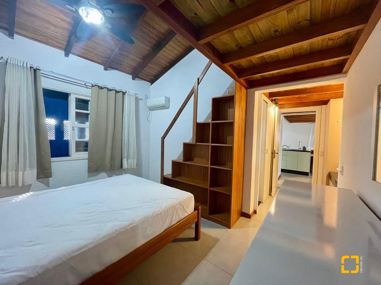 Casa de Condomínio com 63m², 2 quartos (sendo 1 suíte), 1 garagem, no bairro Cachoeira do Bom Jesus em Florianópolis