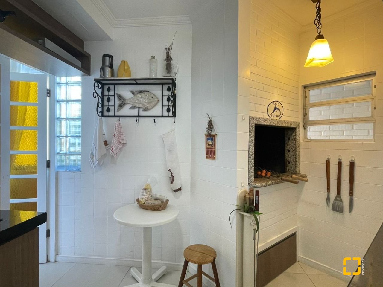 Apartamento com 76m², 3 quartos (sendo 1 suíte), 2 garagens, no bairro Praia Brava em Florianópolis