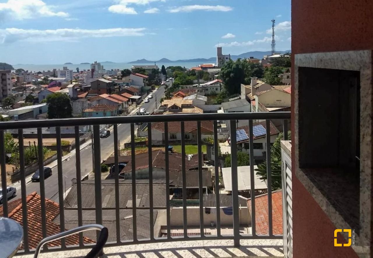 Apartamento com 88m², 3 quartos (sendo 1 suíte), 2 garagens, no bairro Jardim Cidade de Florianópolis em São José