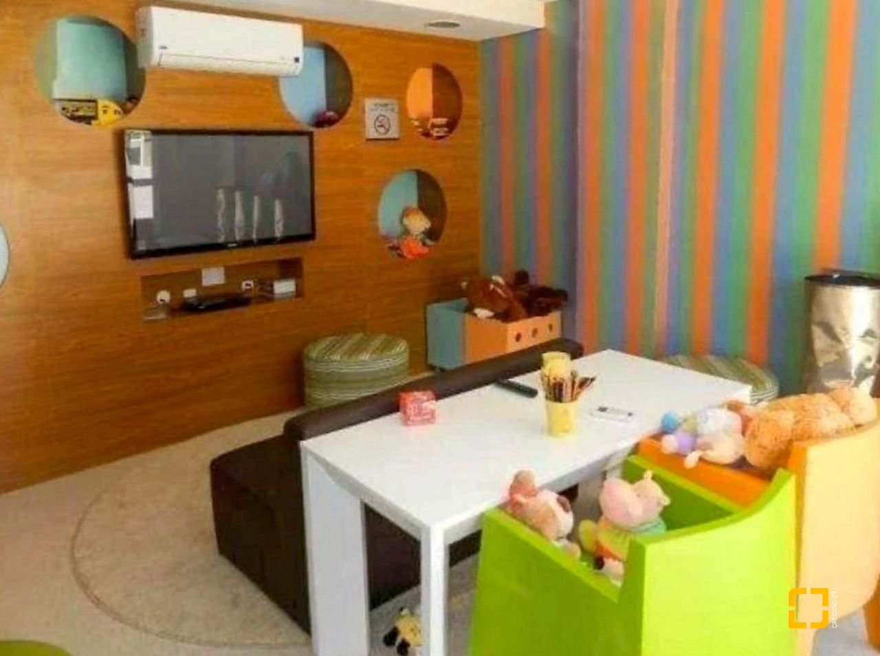 Apartamento com 88m², 3 quartos (sendo 1 suíte), 2 garagens, no bairro Jardim Cidade de Florianópolis em São José