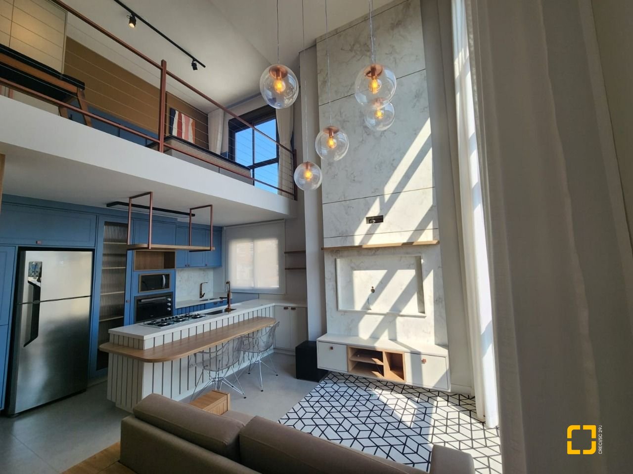 Apartamento com 60m², 2 quartos (sendo 1 suíte), 1 garagem, no bairro Carvoeira em Florianópolis