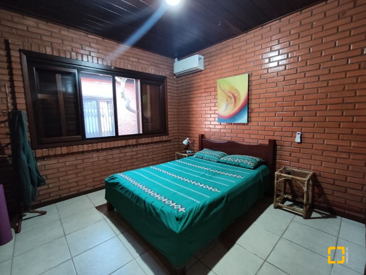 Casa com 188m², 6 quartos (sendo 1 suíte), 3 garagens, no bairro Ingleses em Florianópolis