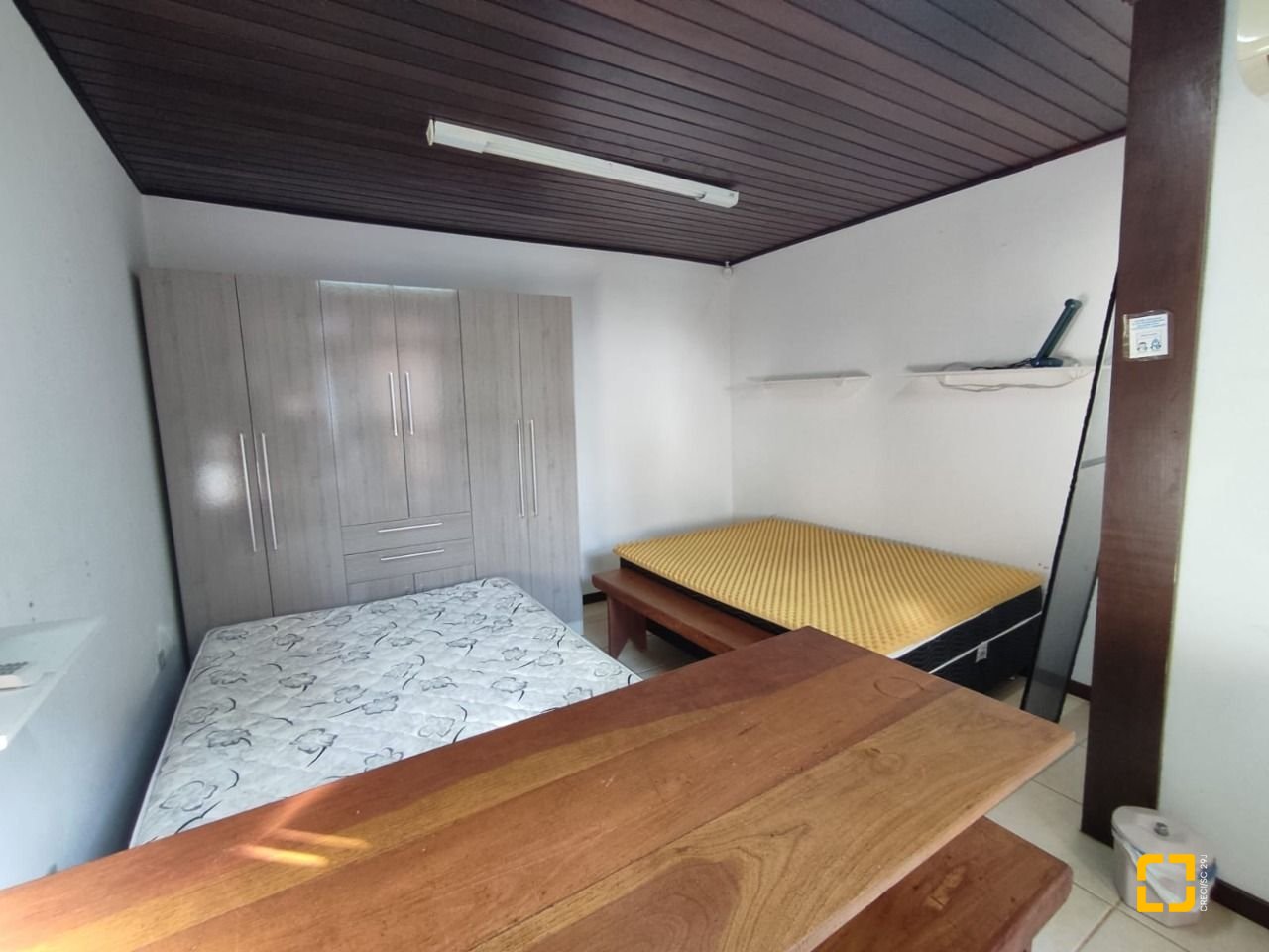 Casa com 188m², 6 quartos (sendo 1 suíte), 3 garagens, no bairro Ingleses em Florianópolis