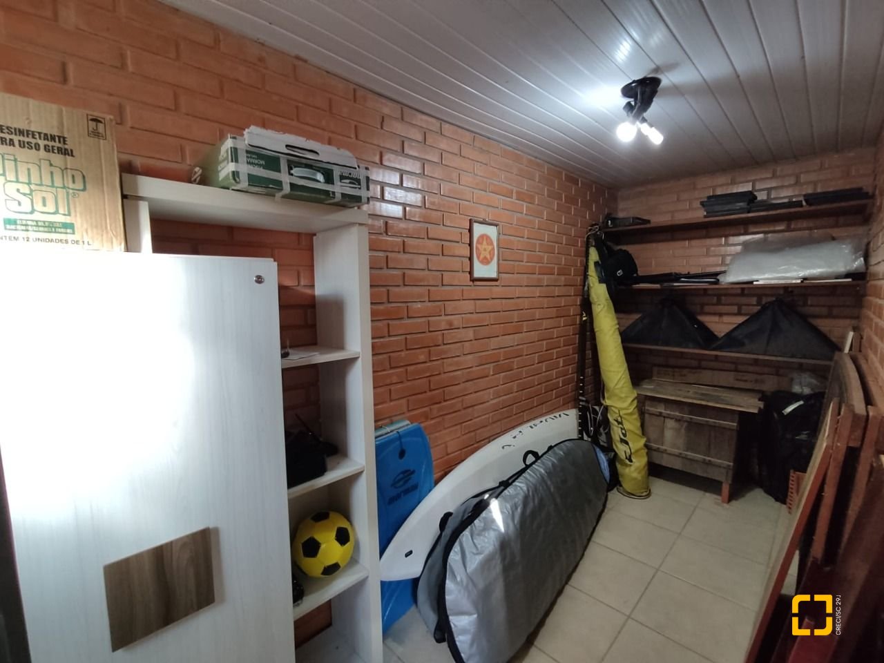 Casa com 188m², 6 quartos (sendo 1 suíte), 3 garagens, no bairro Ingleses em Florianópolis