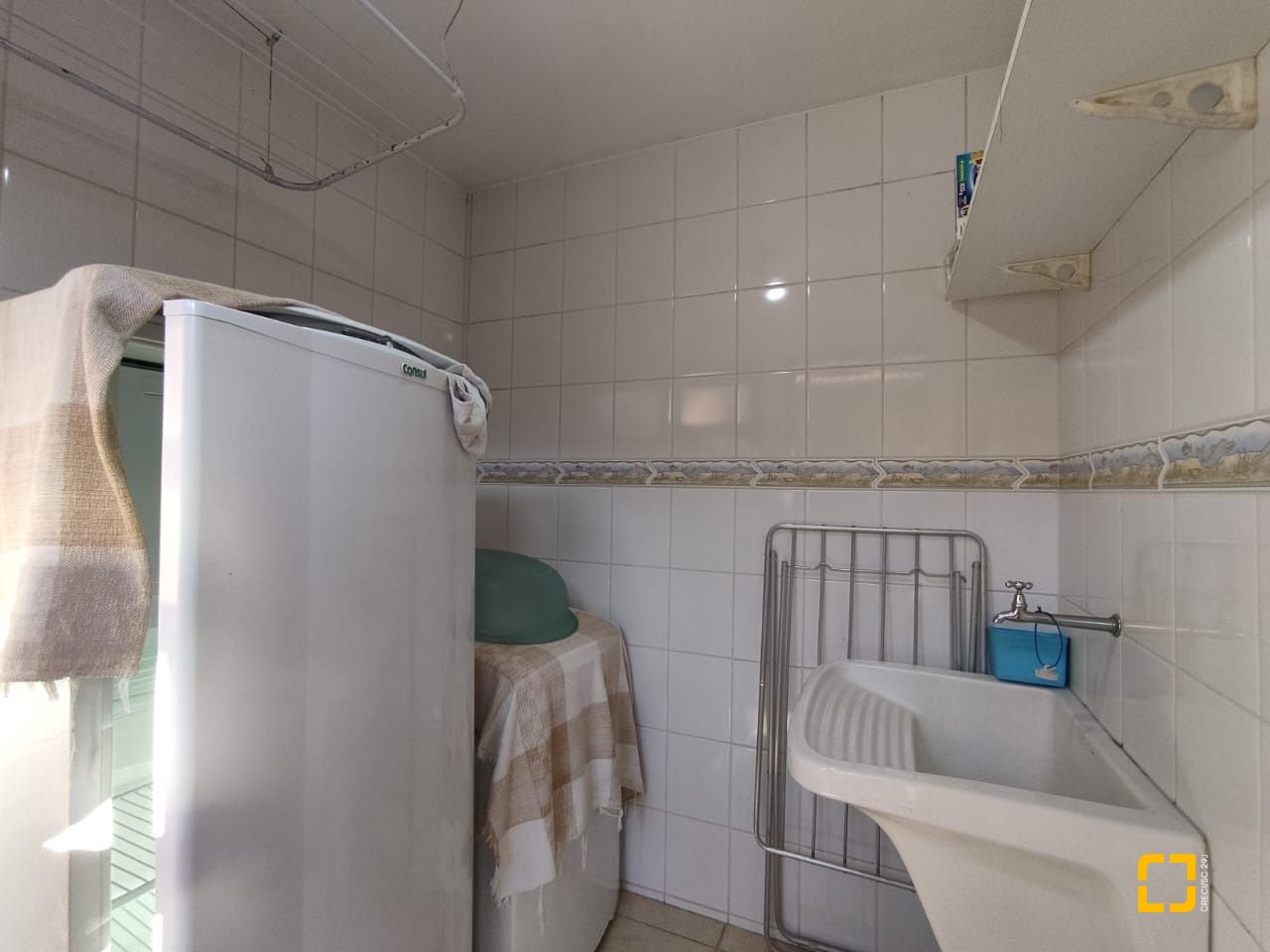 Casa com 188m², 6 quartos (sendo 1 suíte), 3 garagens, no bairro Ingleses em Florianópolis