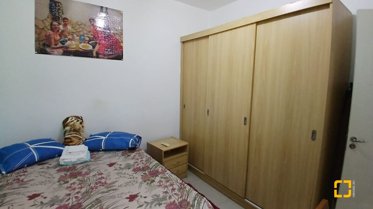 Apartamento com 131m², 5 quartos (sendo 2 suítes), 1 garagem, no bairro Balneário em Florianópolis