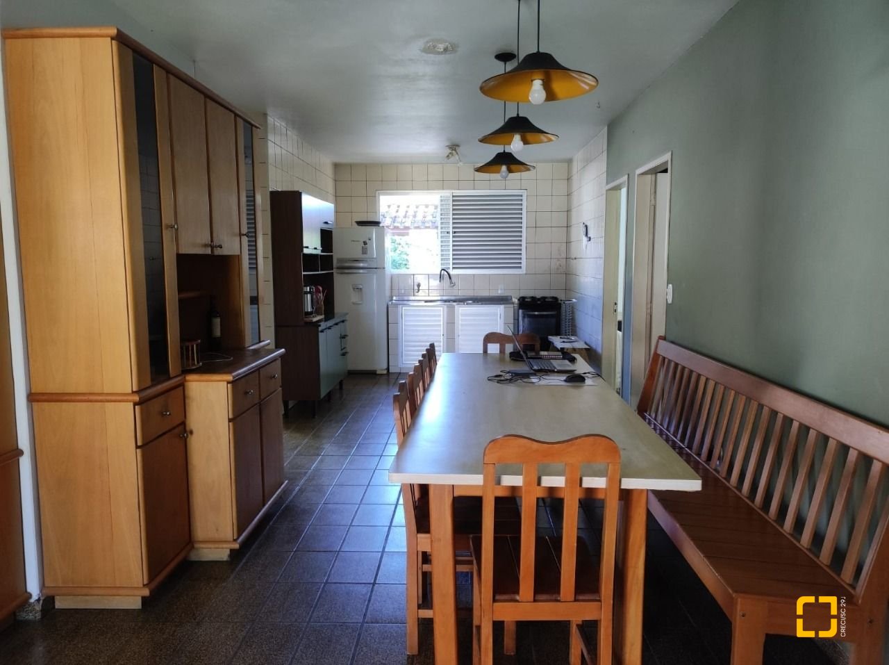 Casa com 110m², 3 quartos, 2 garagens, no bairro Enseada de Brito em Palhoça