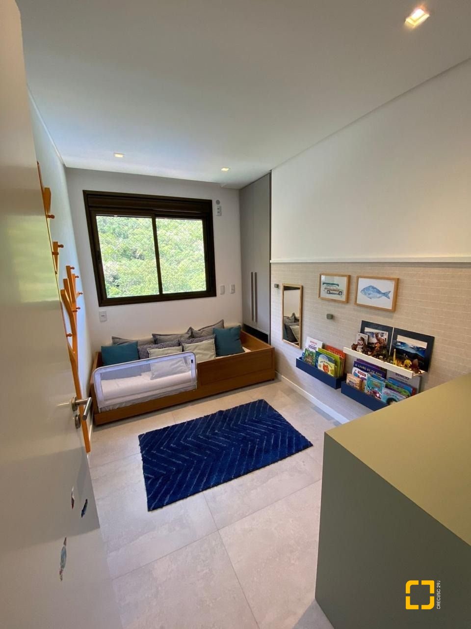 Apartamento com 69m², 3 quartos (sendo 1 suíte), 2 garagens, no bairro Itacorubi em Florianópolis