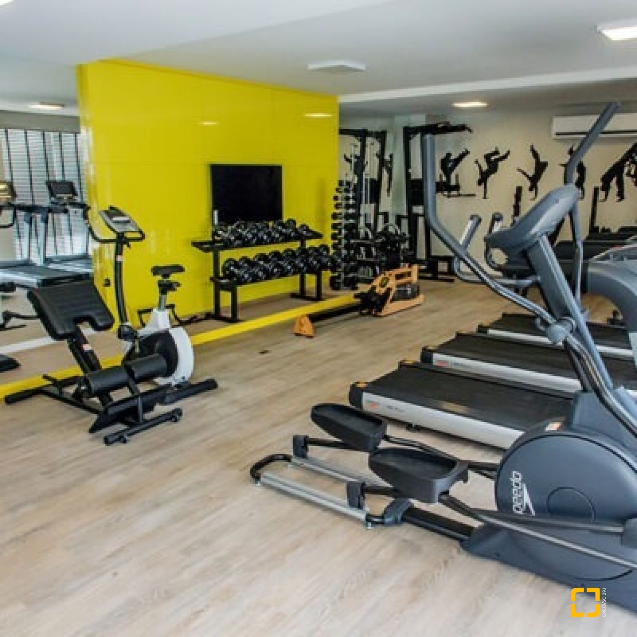 Apartamento com 69m², 3 quartos (sendo 1 suíte), 2 garagens, no bairro Itacorubi em Florianópolis