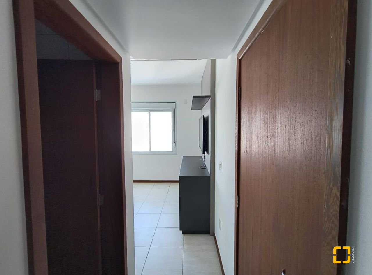 Apartamento com 142m², 4 quartos (sendo 2 suítes), 20 garagens, no bairro Lagoa da Conceição em Florianópolis