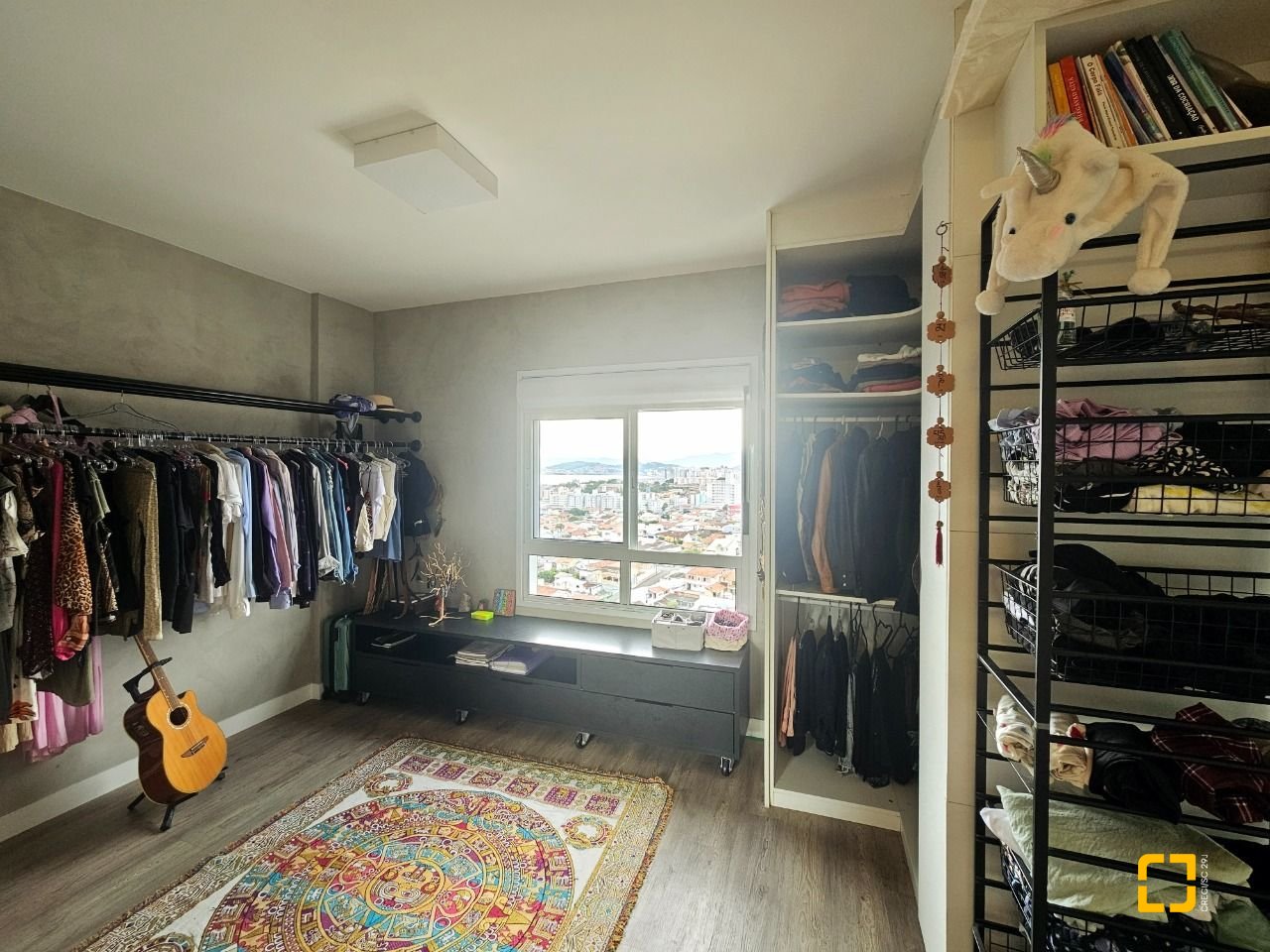 Cobertura com 170m², 6 quartos (sendo 3 suítes), 2 garagens, no bairro Estreito em Florianópolis