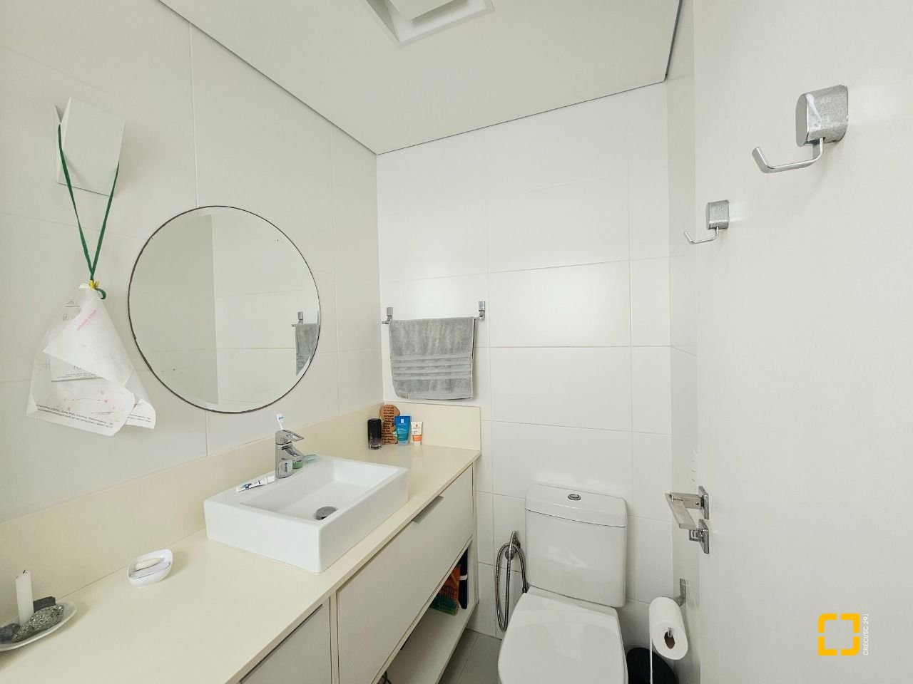 Cobertura com 170m², 6 quartos (sendo 3 suítes), 2 garagens, no bairro Estreito em Florianópolis