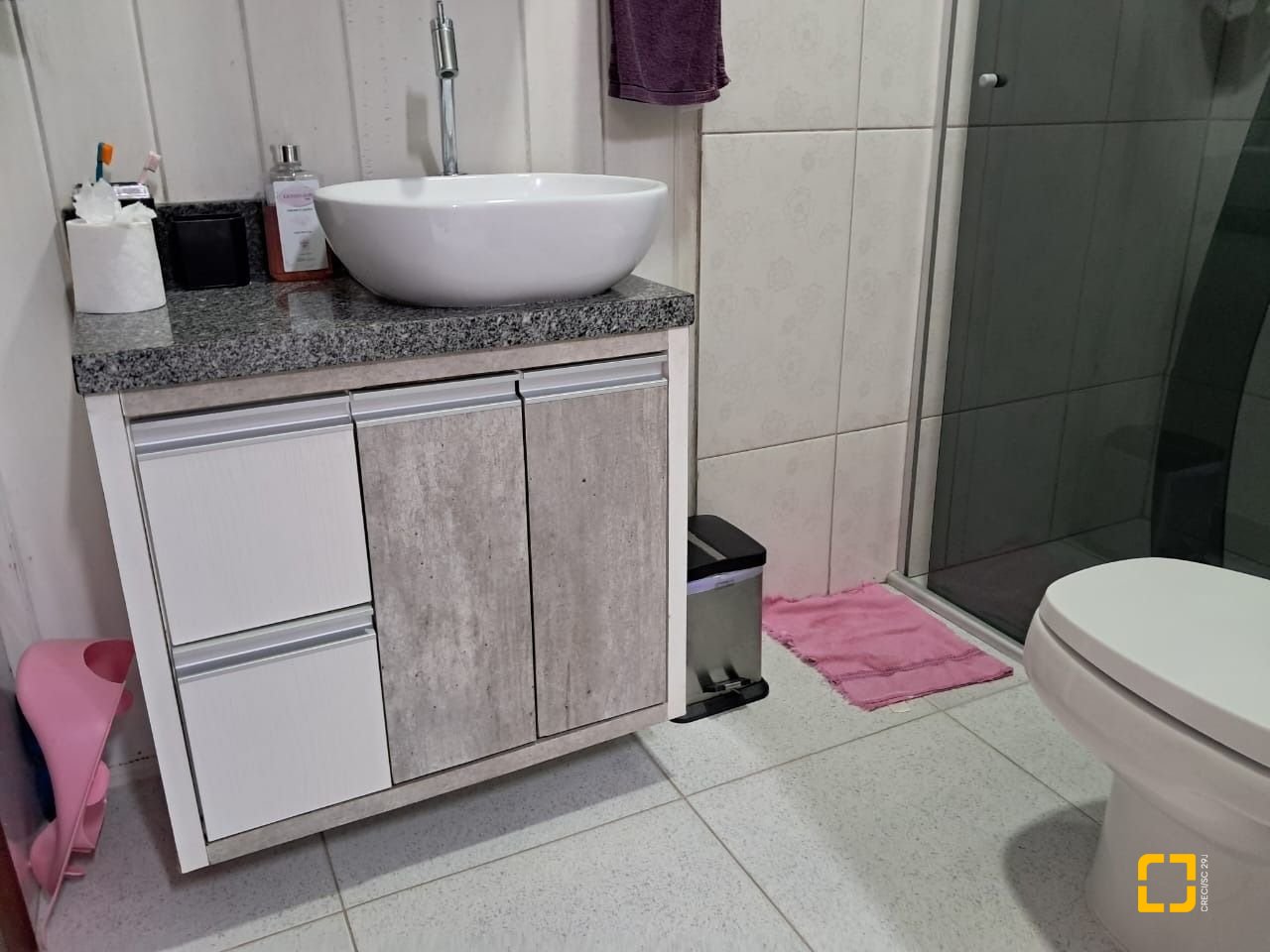 Casa com 75m², 3 quartos (sendo 1 suíte), 4 garagens, no bairro Ingleses do Rio Vermelho em Florianópolis