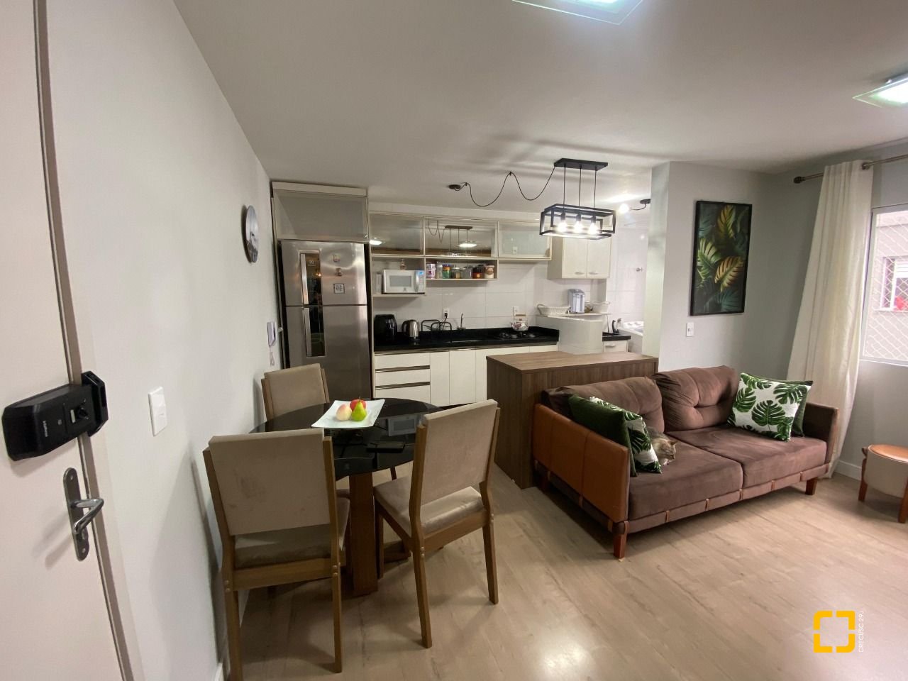 Apartamento com 55m², 2 quartos, 1 garagem, no bairro Potecas em São José