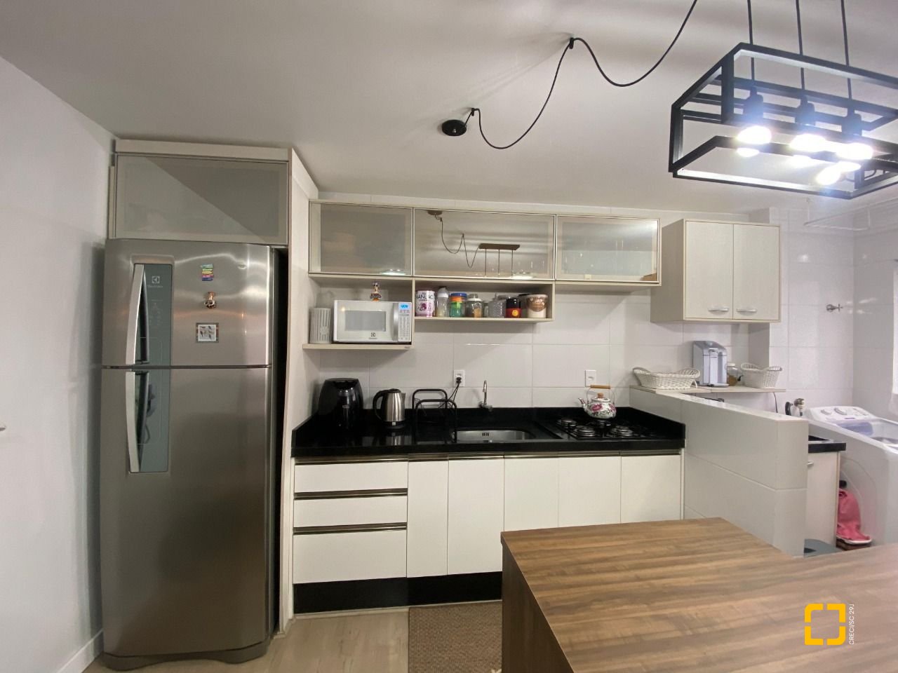 Apartamento com 55m², 2 quartos, 1 garagem, no bairro Potecas em São José