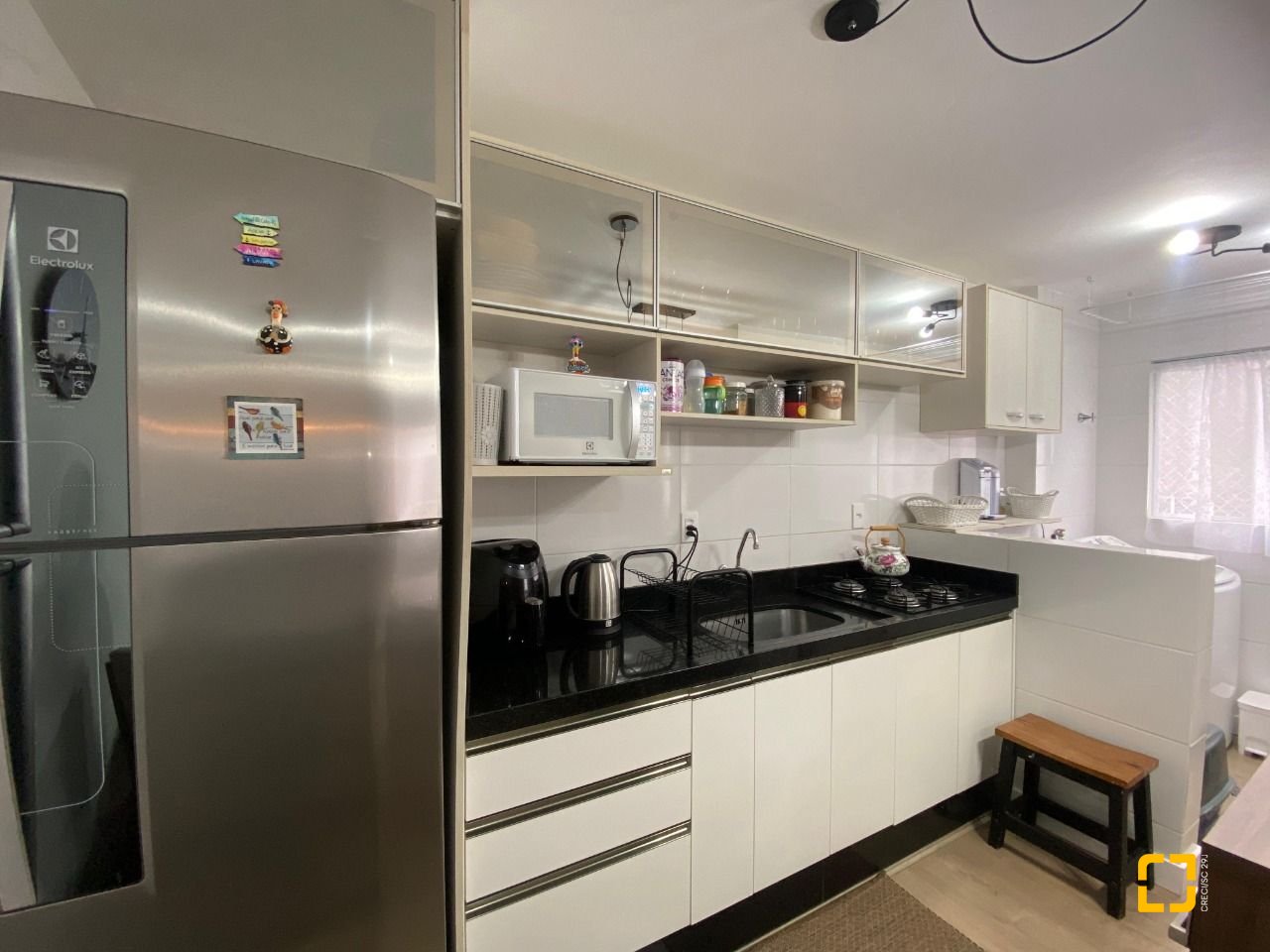Apartamento com 55m², 2 quartos, 1 garagem, no bairro Potecas em São José