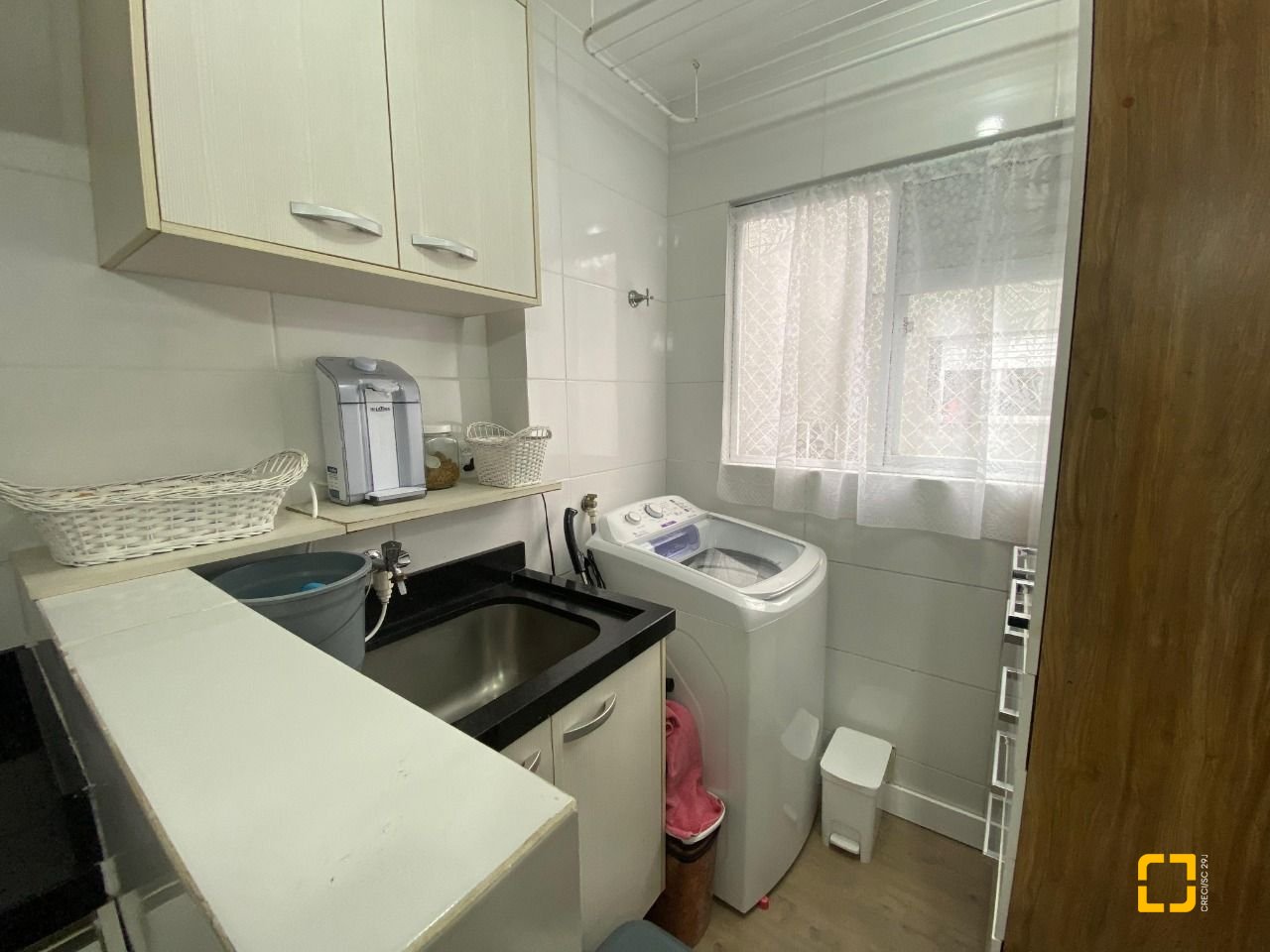 Apartamento com 55m², 2 quartos, 1 garagem, no bairro Potecas em São José