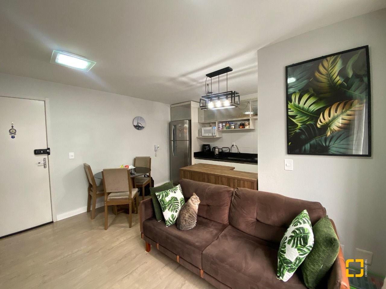Apartamento com 55m², 2 quartos, 1 garagem, no bairro Potecas em São José